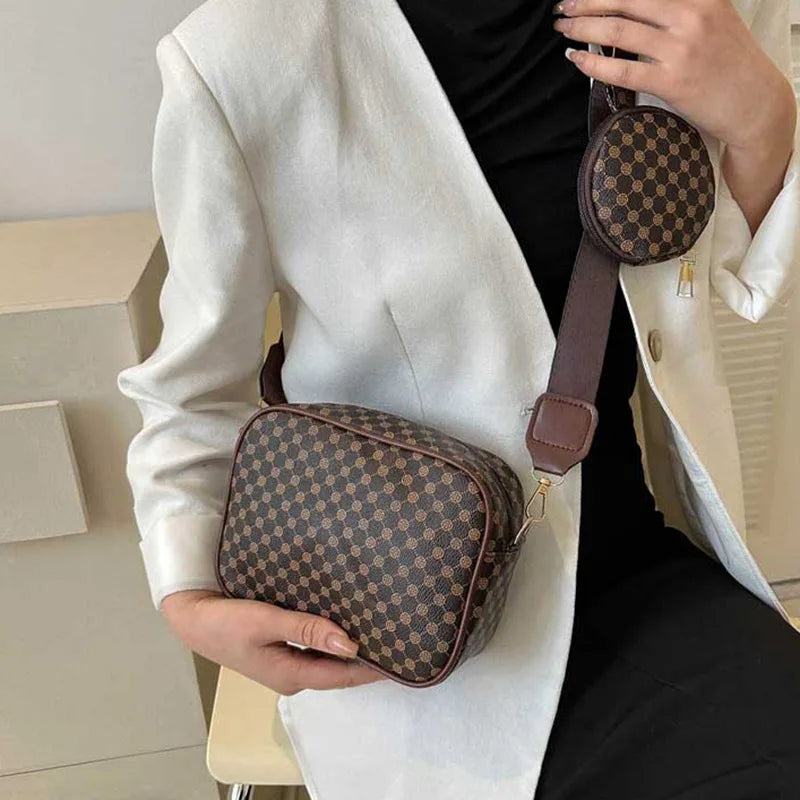 Simple and Trendy Texture Women's Shoulder Bag | Sophisticated Foreign Style Strap Small Hanging Bag | Elegant Diagonal Crossbody Satchel | Fashion-Forward PU Leather Small Square Bag (Model ER7276) Luxegan