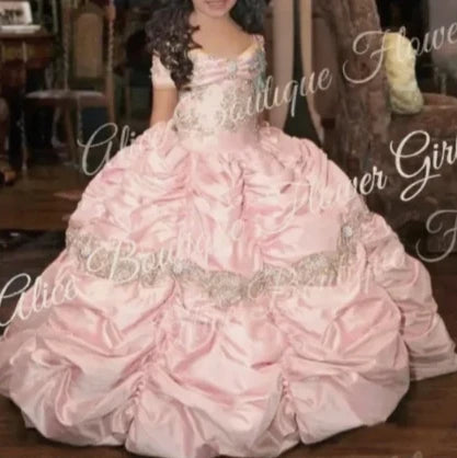 Retro Princess Lace Taffeta Flower Girl Dress | Vintage Beaded Pageant Gown | Sleeveless O-Neck First Communion Ball Gown with Bow and Ruffles Luxegan