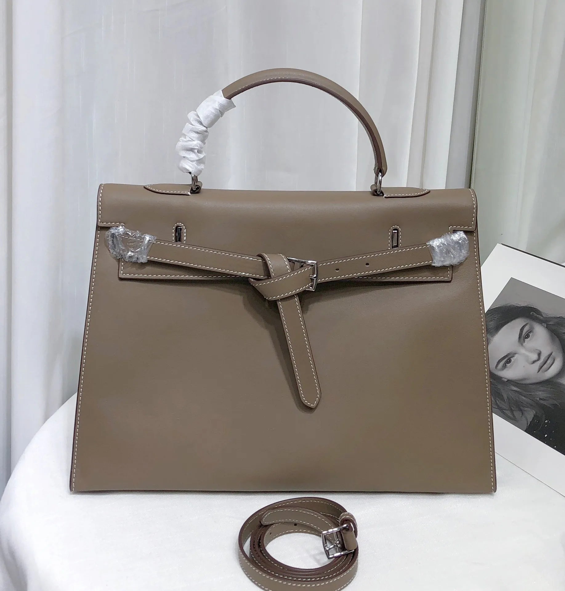 New High-end First-layer Swift Cowhide Leather Women Bag | Folding Clutch Bag Fashionable Shoulder Bag Commuting Casual Versatile Luxegan