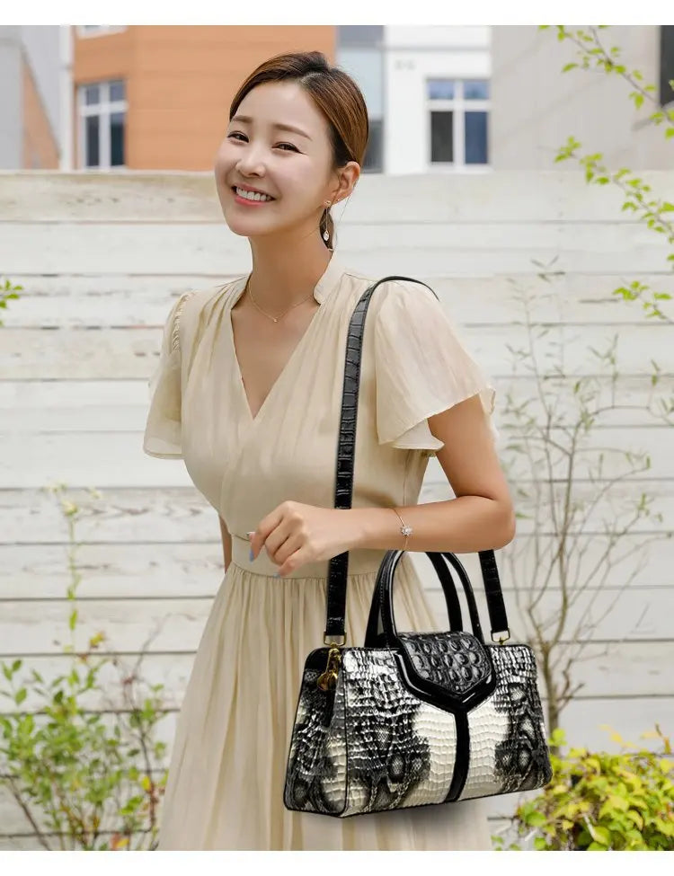 High Quality Crocodile pattern Shoulder Bags | Large Capacity Handbags and Purses women Messenger Bags | Casual Fashion Handbag Sac Luxegan