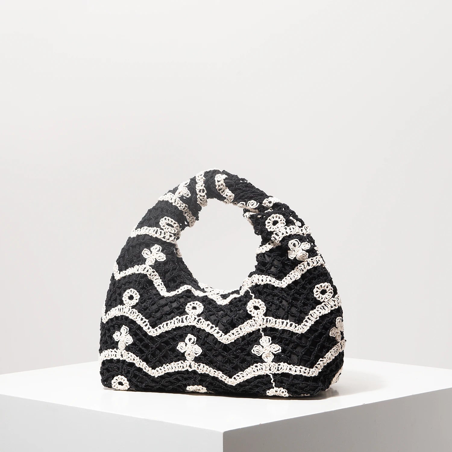 Soft Bohemian Hollow Woven Handbag | Zippered Crochet Beach Tote Luxegan