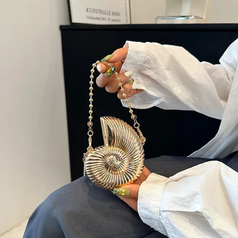 Hard Metallic Conch Shell Clutch | Metal Chain Crossbody Evening Bag Luxegan