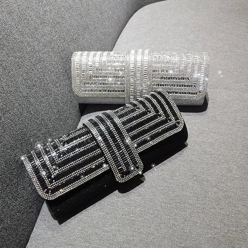 Luxury Crystal Evening Clutch | Sophisticated Diamond-Encrusted Dinner Bag | Elegant Envelope Handbag with Armpit Chain Strap | "Dignified" Sparkling Accessory for Weddings & High-Profile Parties Luxegan