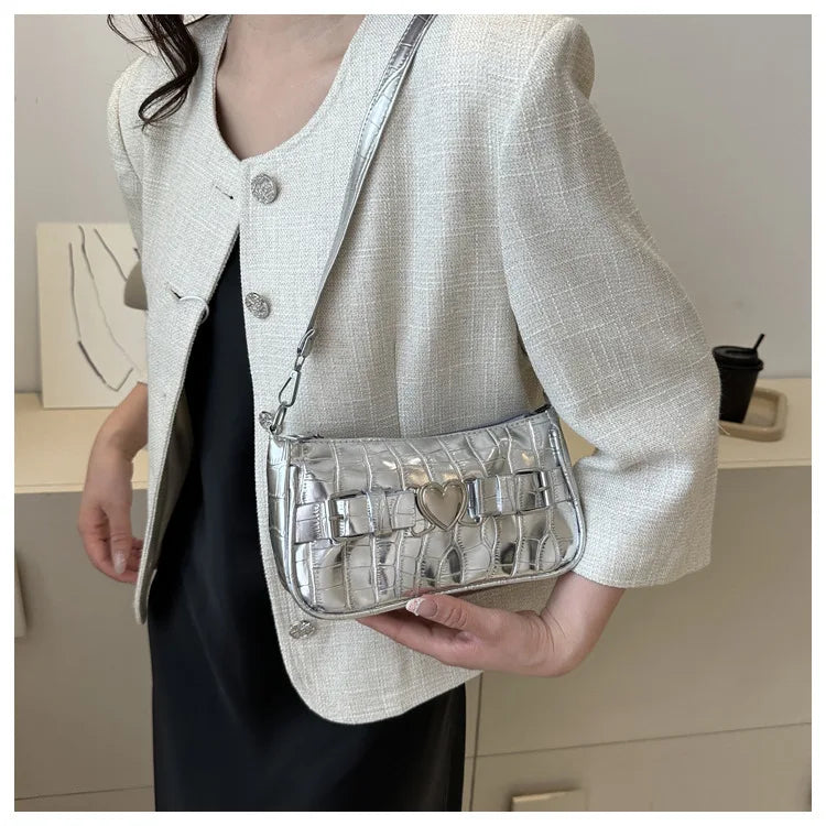 Women's Y2K Peach Heart Butt Leather Handbag | Alligator Pattern Underarm Shoulder Bag with Heart Pin Buckle (Fashion Girls Mini Tote) Luxegan