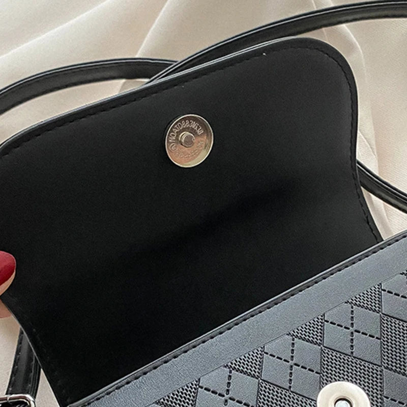 Small PU Leather Saddle Bag | Fashion Flap Crossbody Purse Luxegan