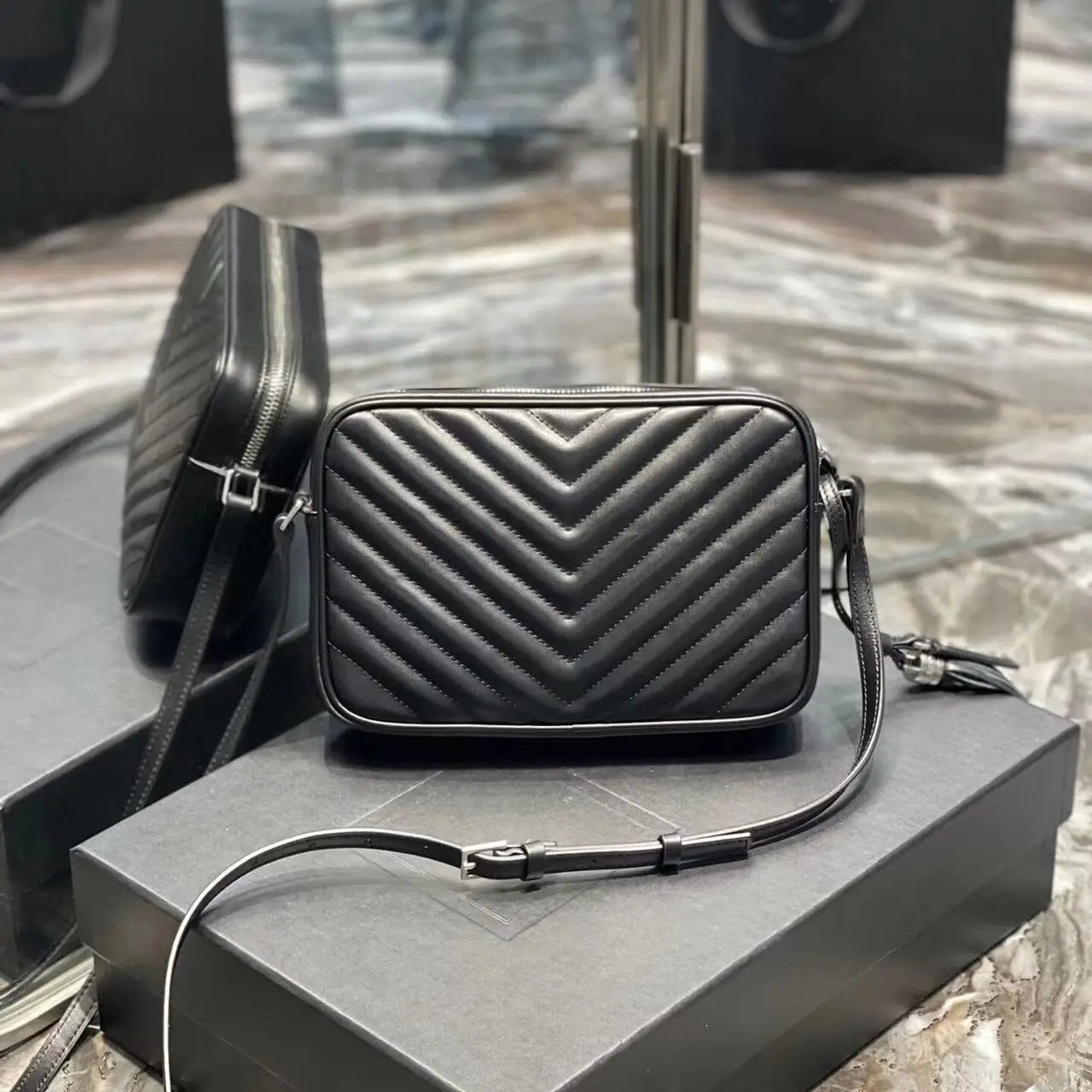 Fashionable Versatile Cow Leather Women's Bag | Small Square Crossbody Shoulder Bag & Single Handle Wristlet (For Camera) Luxegan