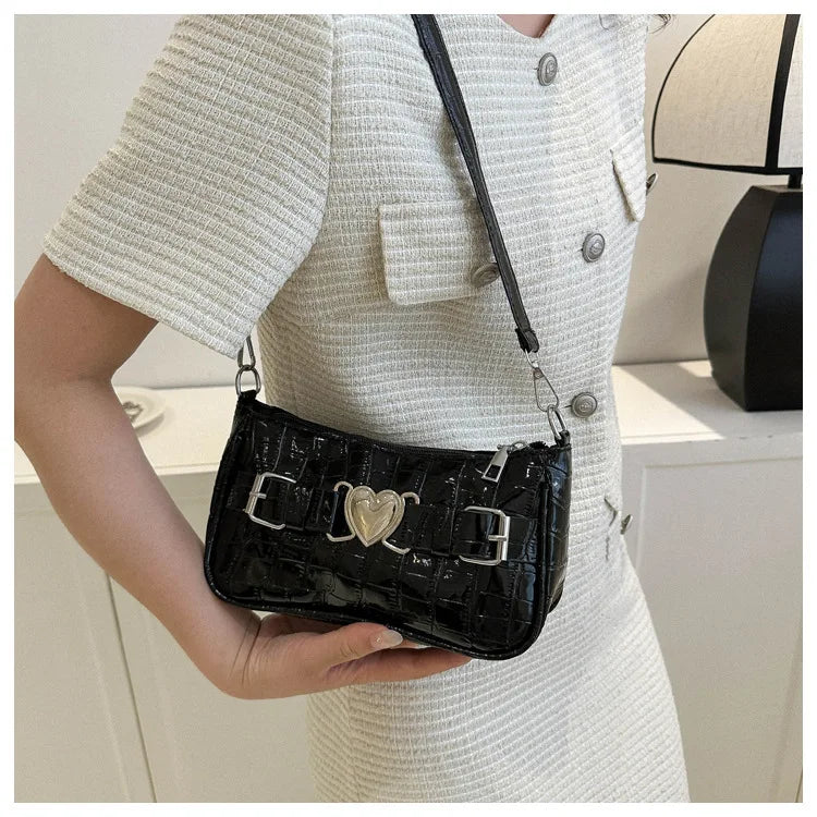 Women's Y2K Peach Heart Butt Leather Handbag | Alligator Pattern Underarm Shoulder Bag with Heart Pin Buckle (Fashion Girls Mini Tote) Luxegan