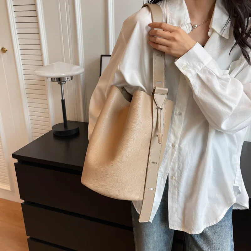Retro Solid Color Baguette | Soft PU Leather Underarm Shoulder Bag Luxegan