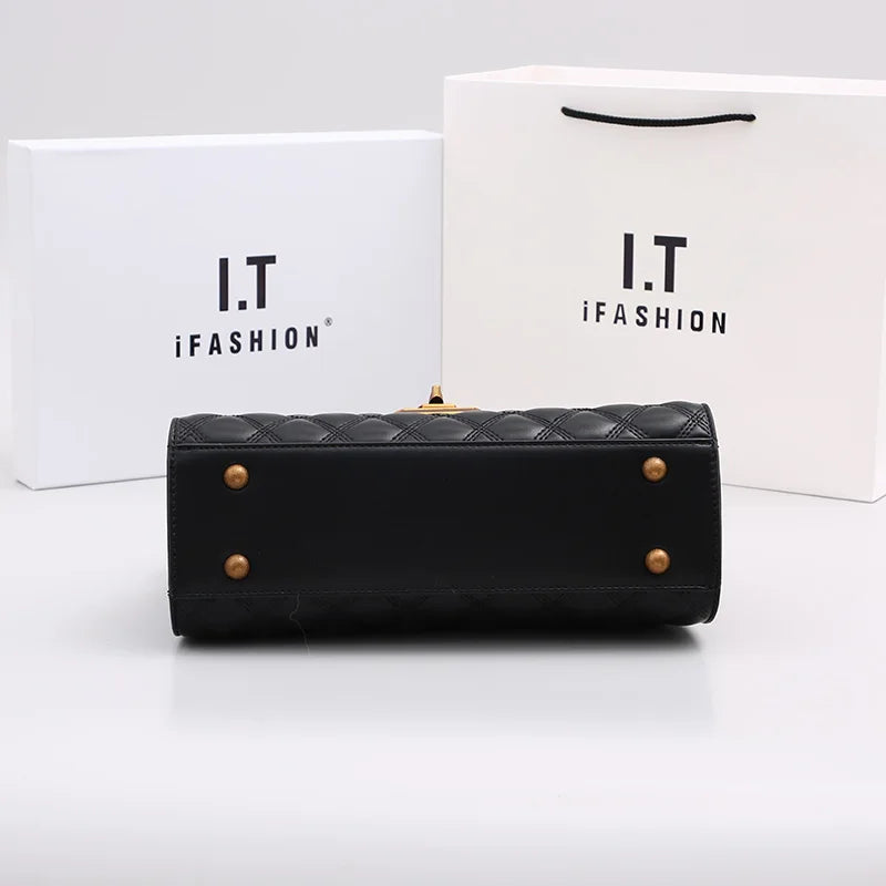 Women's Handbag New Autumn & Winter | High-End Light Luxury Diamond Grid Small Square Bag (Shoulder & Crossbody) Luxegan
