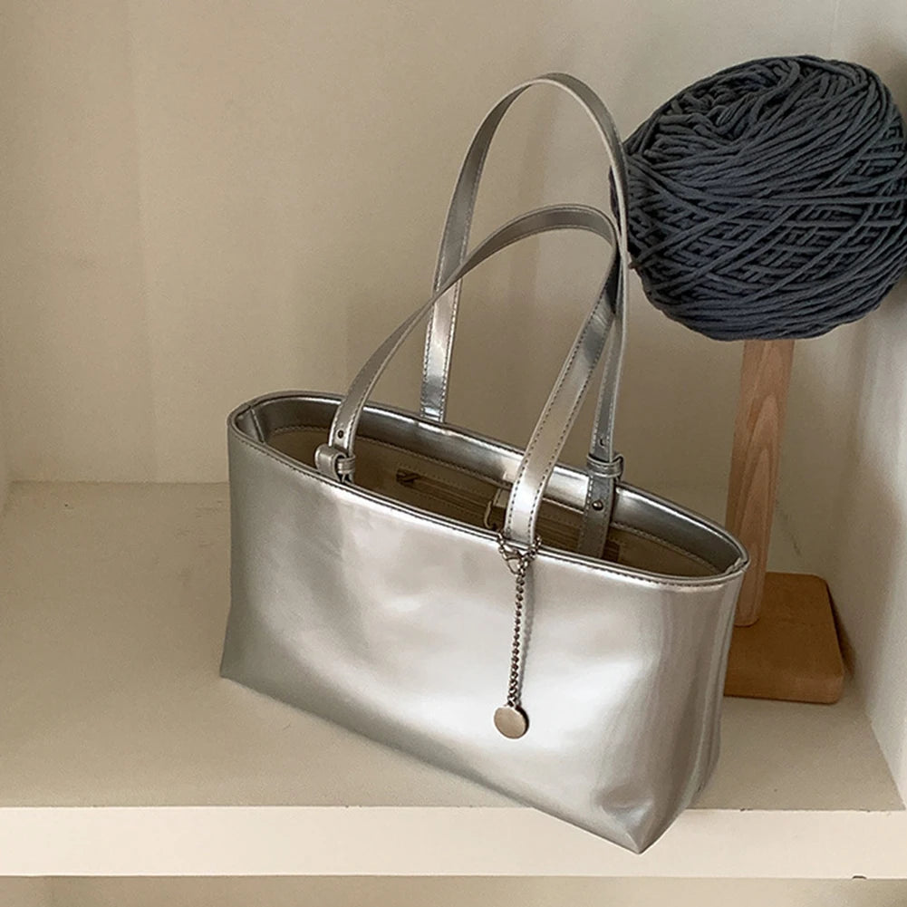 Simple Horizontal Square Design | Luxurious Patent Leather Handbag Luxegan
