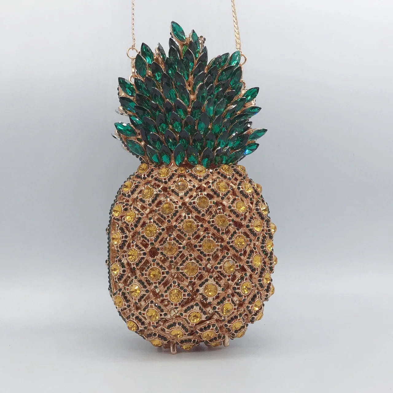 Luxury Metallic Pineapple Evening Clutch | 3D Banquet Day Bag with Silk Lining | Designer Wedding & Party Bucket Purse with Detachable Chain Luxegan