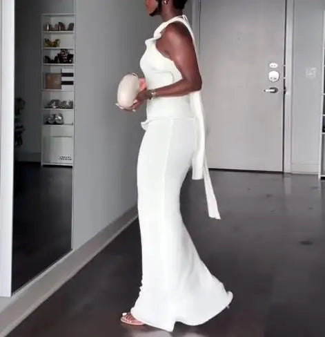 Halter Neck Backless Maxi Dress | Sleeveless Slim Fit Hip-Hugging Elegant Long Dress Luxegan