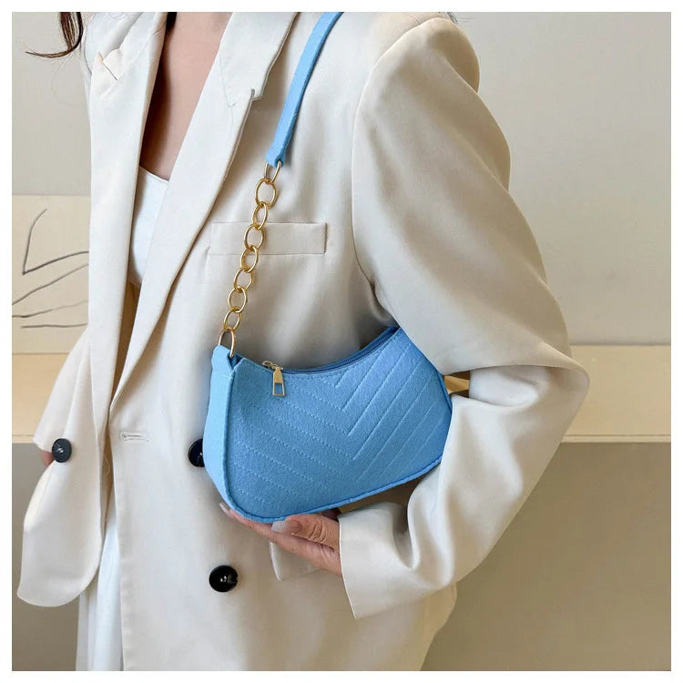 Fashion Felt Mini Shoulder Bag for Women | Design Advanced Crescent Saddle Underarm Handbag with Chain Detail Luxegan