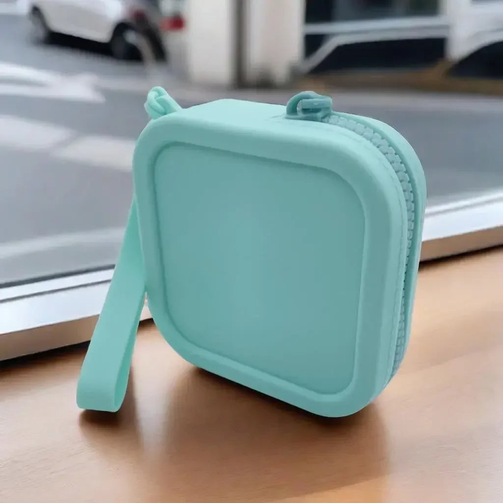 Waterproof Solid Color Silicone Wallet & Coin Purse | Mini Zipper Organizer Travel Pouch (Cosmetic Bag, Earphone Bag for Students) Luxegan