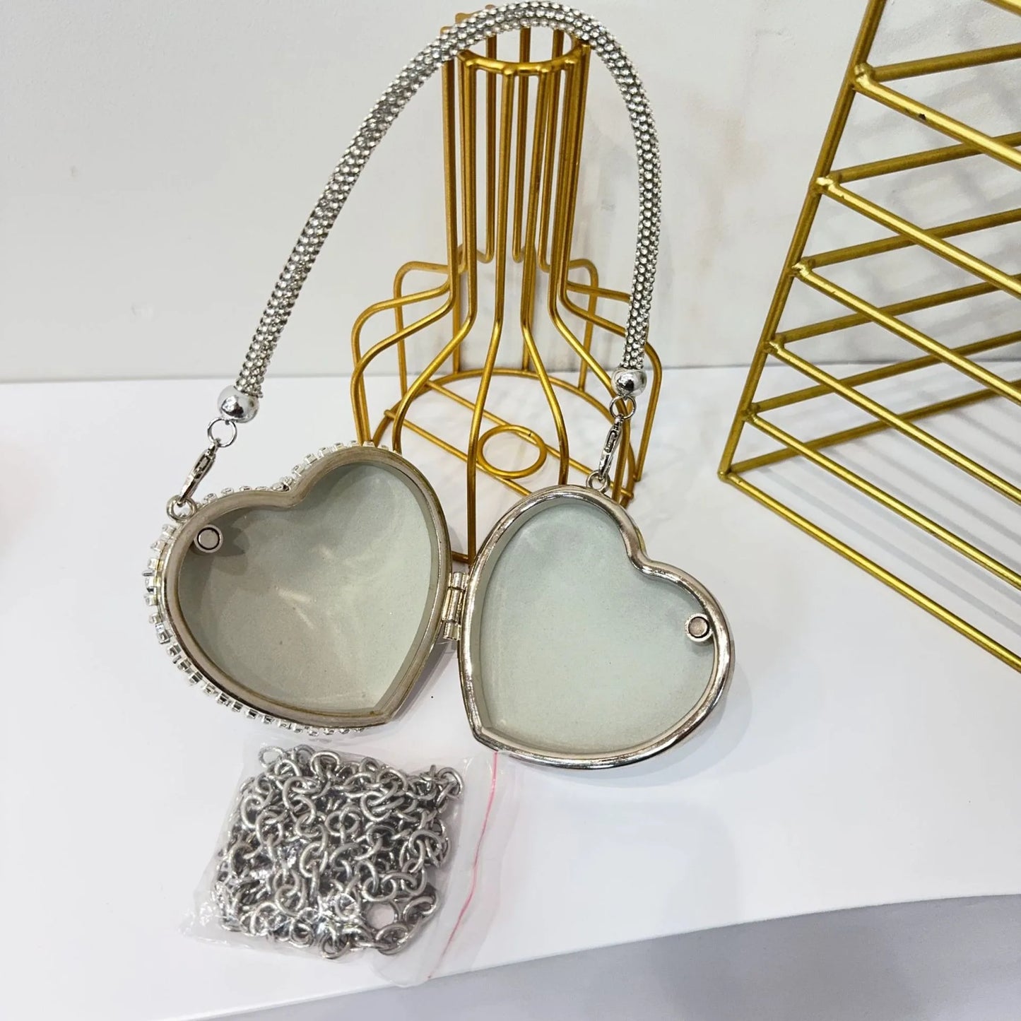 Luxury Mini Heart-Shape Crystal Clutch | Hard Diamond Inlay Evening Party Handbag - view 8