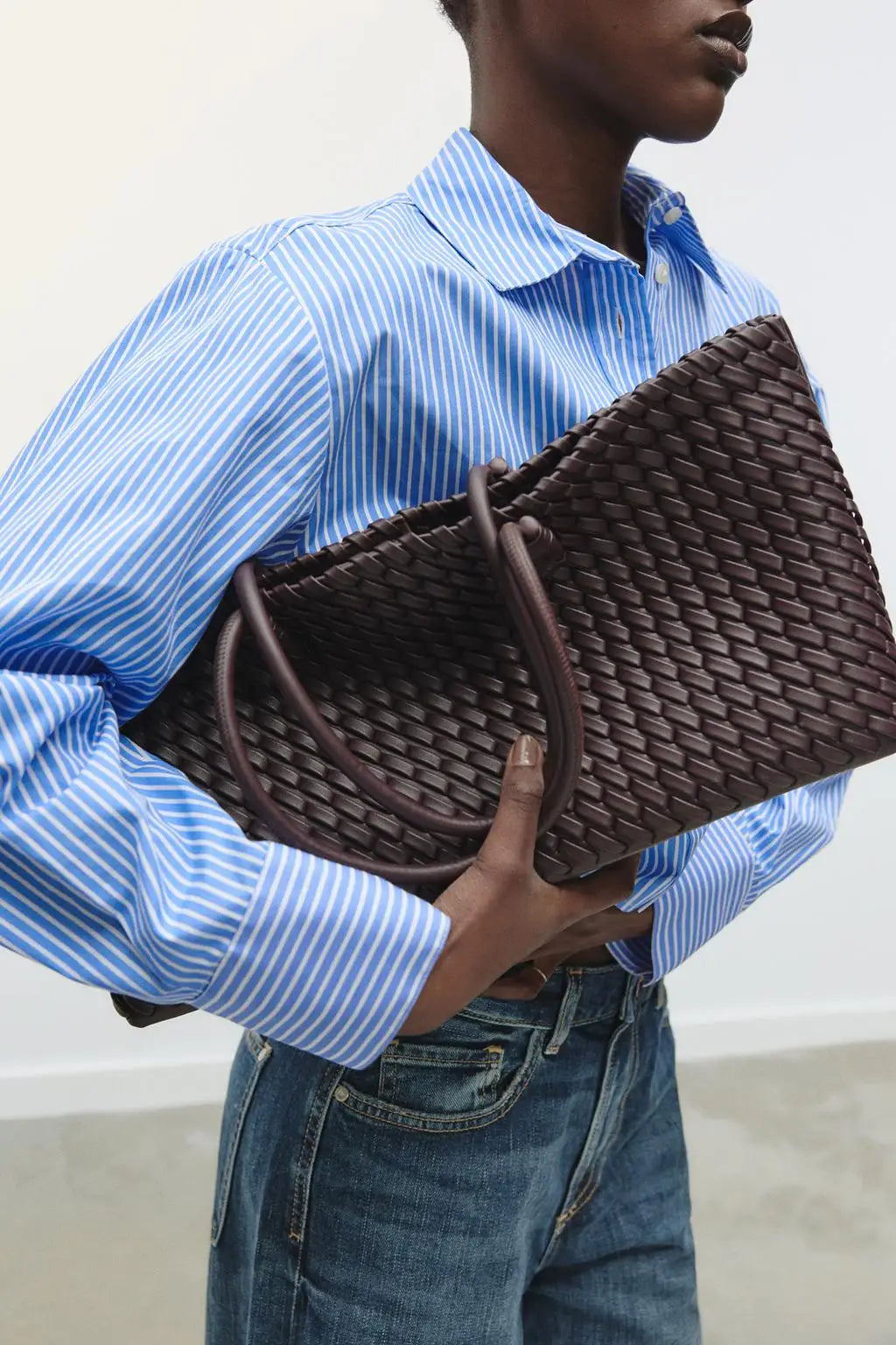 ELONGATED WOVEN SHOPPER BAG | Fashionable Top Handle Tote & Women's Shoulder Handbags (Luxury Design for Everyday Style) Luxegan