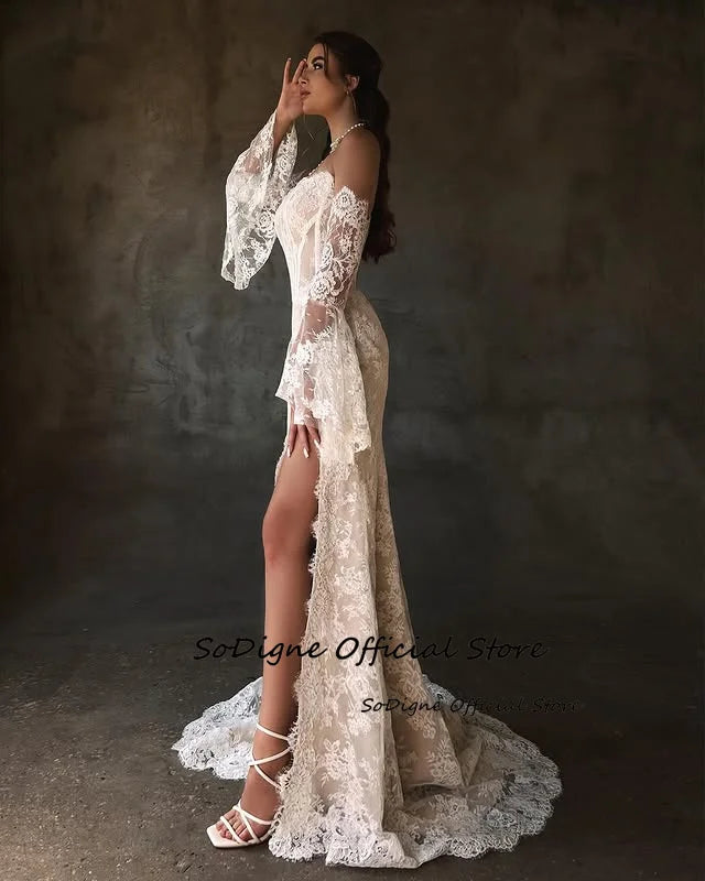 Simple Lace Mermaid Wedding Dress | Strapless Trumpet Bridal Gown with Detachable Three-Quarter Sleeves | Split Floor-Length Low-Back Bridal Robe Luxegan
