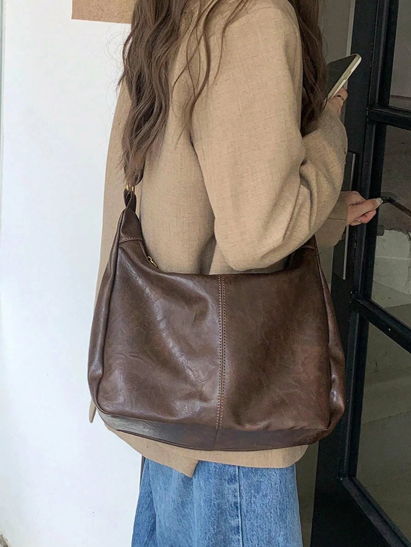 Maillard Retro Women's Crossbody Bag | Simple Casual Shoulder Bag Luxegan