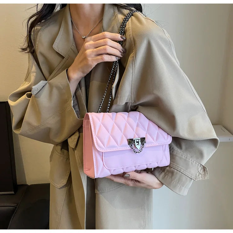 Fashionable Embossed Square Crossbody Bag | Diamond Pattern & Metal Chain Handbag Luxegan