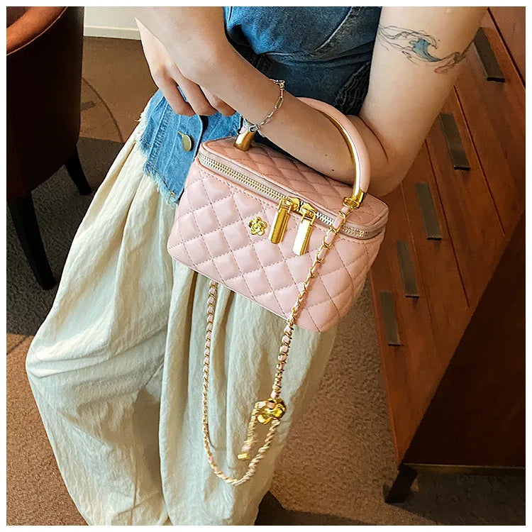 Quilted British Style PU Leather Crossbody | Small Square Chain Bag Luxegan