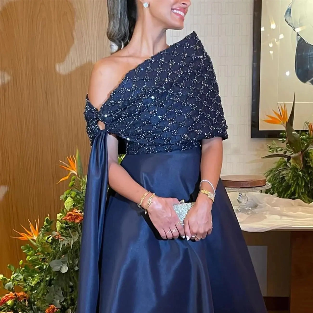 Women's Luxurious Dark Blue Evening Dress | Bead Embroidered Satin Cocktail Gown | Elegant Sweetheart Floor-Length Formal Party Dress | Premium Non-Woven Sleeveless A-Line Robe De Cocktail with Built-in Bra Luxegan