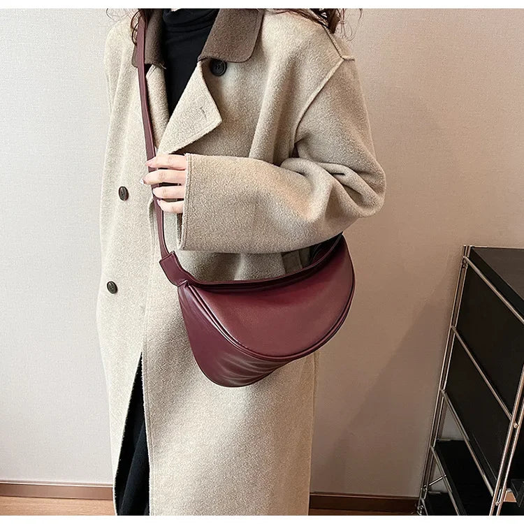 Stitched Saddle Shoulder Bag | High Capacity PU Leather Handbag Luxegan