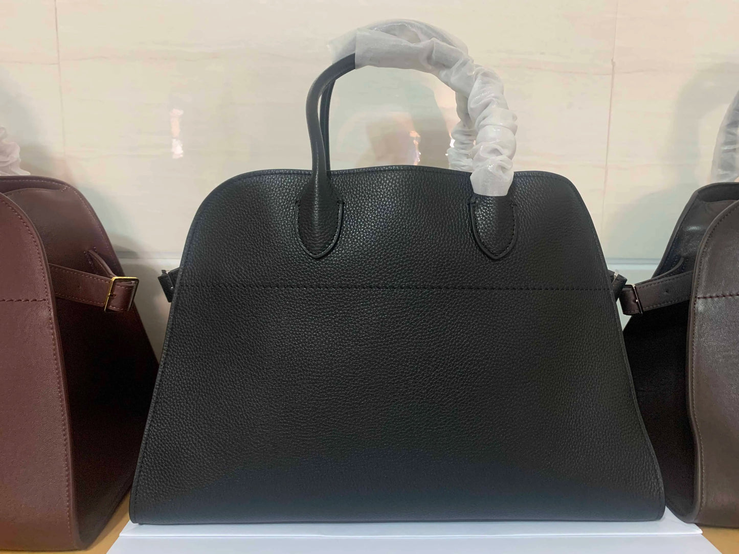 Handmade Natural Leather Large Capacity Handbag | Purely Crafted Soft & Odorless Shoulder Bag | Unisex Genuine Leather Casual Tote | Eco-Friendly Organic Cotton Lined Shopper Luxegan