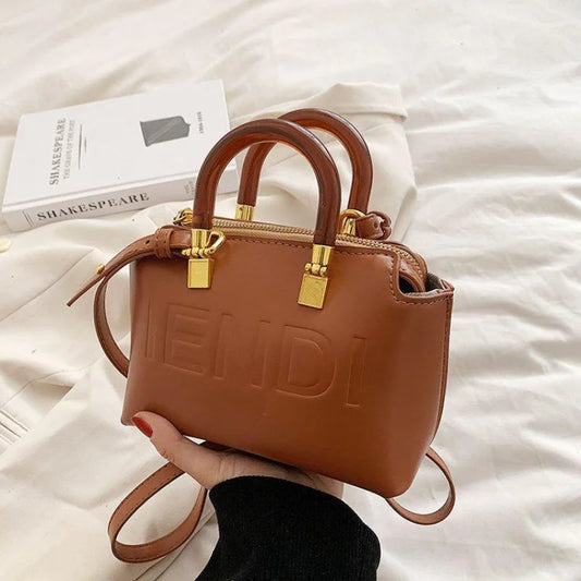 Large Capacity Pillow Bag | Fashionable Crossbody & Hand-held Handbag Luxegan