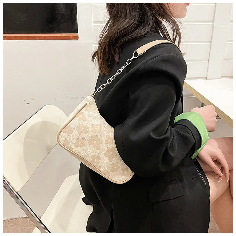 New Fashion Felt Shoulder Bag for Women | Small Casual Underarm Hand Crossbody Bag | Purses and Handbags Luxegan