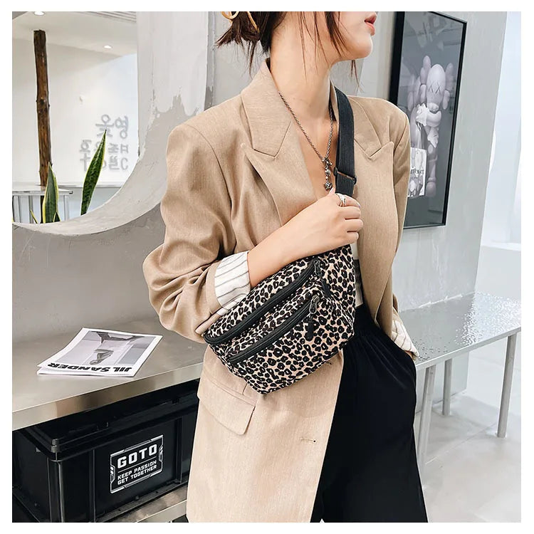 Fashion Women's Flannel Fanny Pack | Wild Leopard Pattern Waist Bag & Bum Hip Bag (Casual Chest Bag Money Phone Pouch)