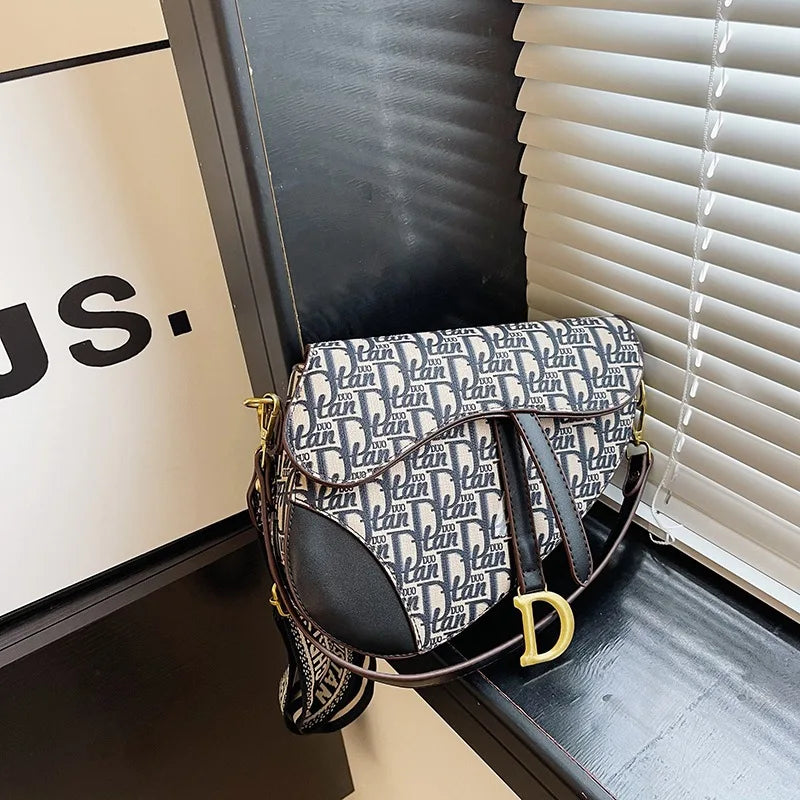 Girls' Hundred Handbag | Crossbody Saddle Bag with Comfortable Strap Luxegan