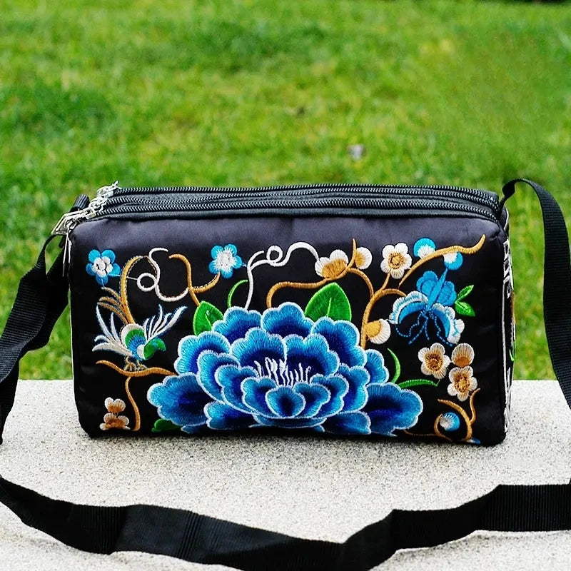 Retro Women Shoulder Bag | Multi Floral Embroidery Bohemia Ethnic Retro Coin Purse Handbags | Canvas Small Messenger Bag Luxegan