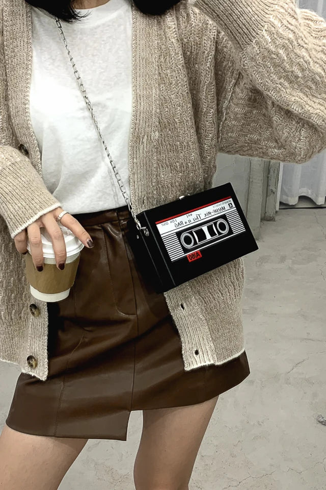 New Retro Magnetic Tape Radio Style Square Bag | Women's Shoulder Bag & Crossbody Bag (Fashionable Leisure Retro Pop) Luxegan