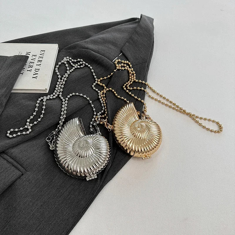 Hard Metallic Conch Shell Clutch | Metal Chain Crossbody Evening Bag Luxegan