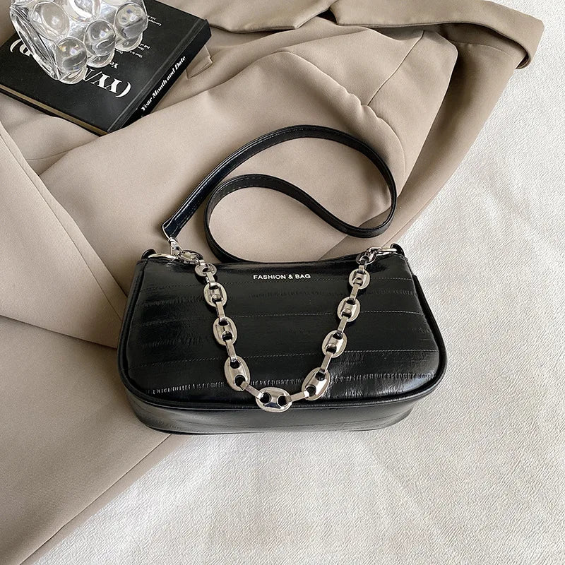 Fashion Chain Strap Crossbody Bags for Ladies | Versatile Women's Shoulder Bag for Daily Use | Casual Designer Handbags Luxegan