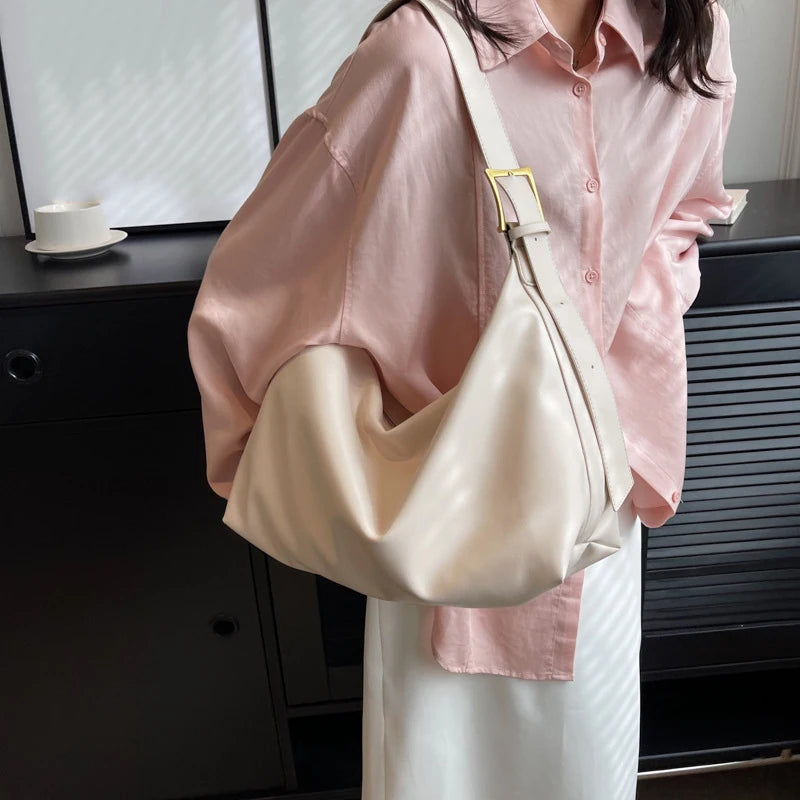 Vintage Big Capacity Shoulder Bag | Soft Leather Crossbody & Armpit Satchel Bag (Casual Portable Handbag Purse - Bolsa) Luxegan