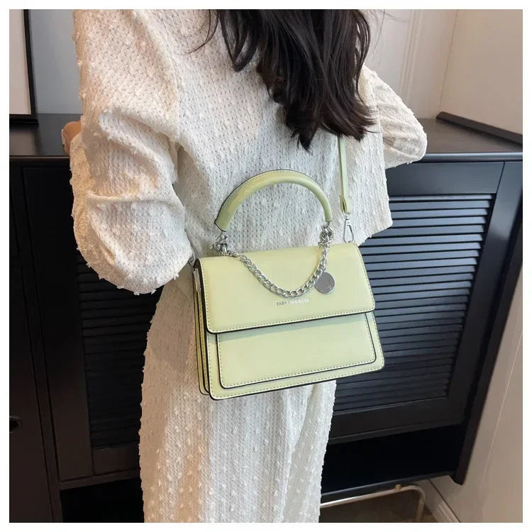 Luxury Hard Square Crossbody | Fashion Chain Shoulder Bag Luxegan