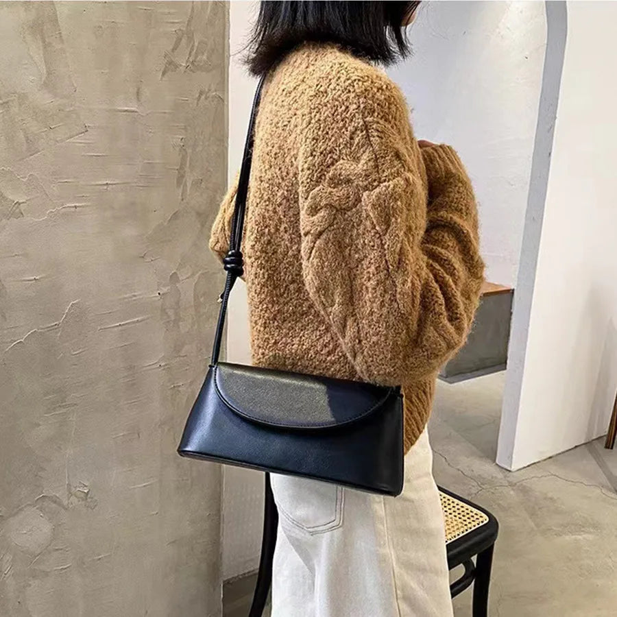 Internet Celebrity Retro Small Bag for Women | Autumn and Winter New Trendy Crossbody Bag & Fashionable One-Shoulder Bag Luxegan