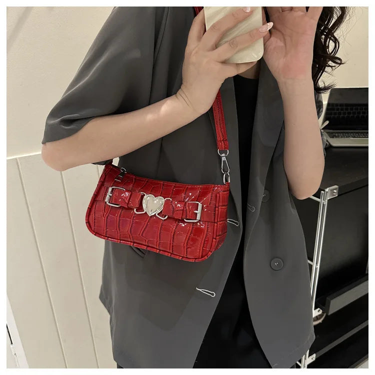 Women's Y2K Peach Heart Butt Leather Handbag | Alligator Pattern Underarm Shoulder Bag with Heart Pin Buckle (Fashion Girls Mini Tote) Luxegan
