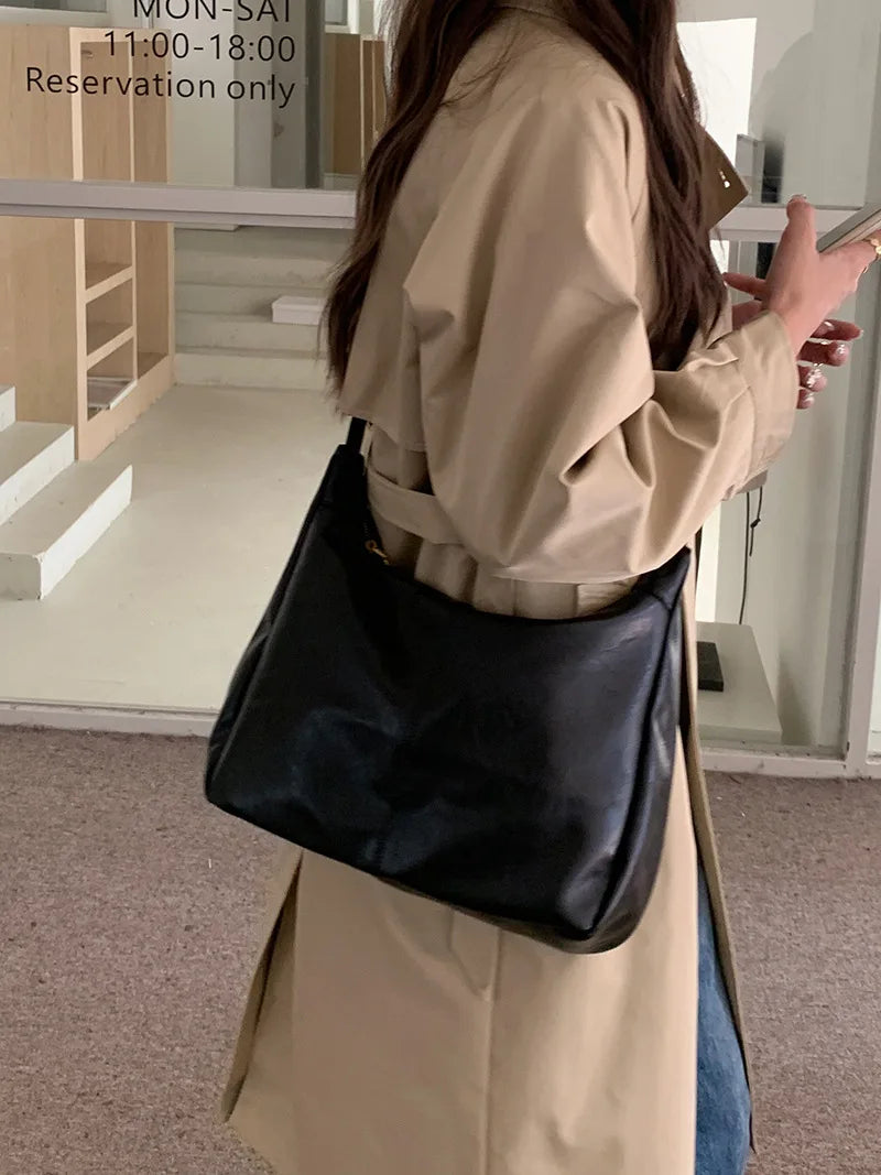Maillard Retro Women's Crossbody Bag | Simple Casual Shoulder Bag Luxegan