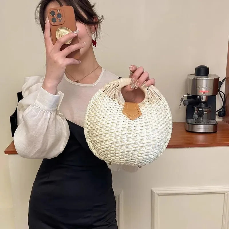 Straw & Rattan Circular Tote | Luxurious Designer Brand Summer Shoulder Bag Luxegan
