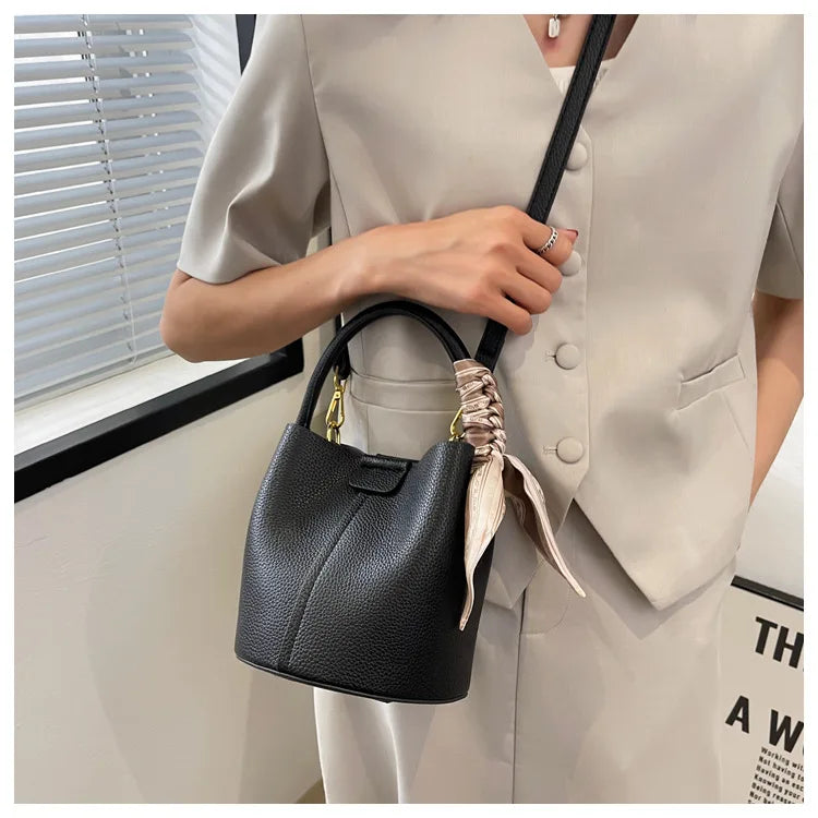 Fashion Women’s Bucket Bag | Autumn/Winter Luxury Brand Design Crossbody Bag | High-End PU Leather Portable Handbag | Sophisticated Minimalist Shoulder Bag with Interior Slot Pocket Luxegan