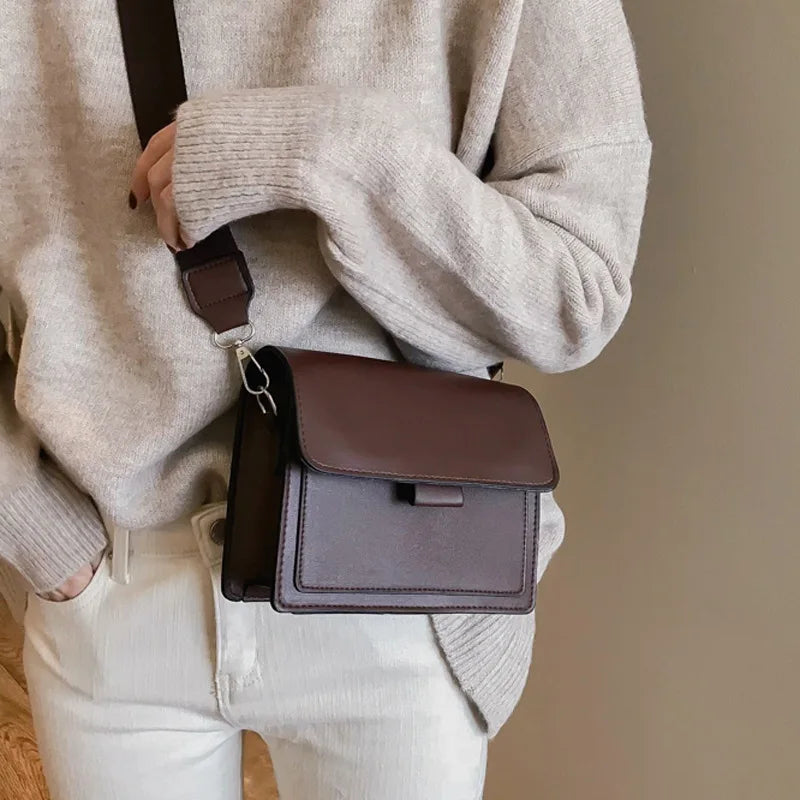 Designer Luxury PU Leather Crossbody Handbag for Women | Fashion Travel Shoulder Messenger Bag (Ladies Small Flap Bag) Luxegan