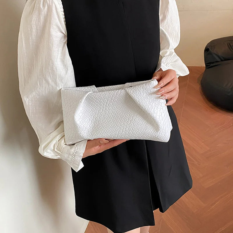 Bolso de mano multifuncional de moda para mujer, cartera de noche con patrón en relieve, gran capacidad, bolsillo para teléfono, monedero de lujo para mujer
