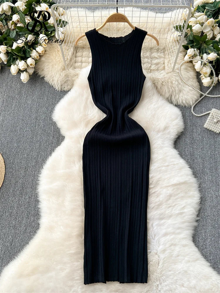 Women's Solid O-Neck Sleeveless Knit Dress | Elegant Pleated Draped Mid-Calf Gown | Slight-Stretch Slim-Fit Office Lady Retro Bodycon Dress Luxegan