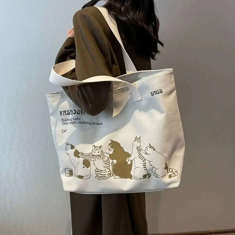 Fashionable Spacious Canvas Tote Bag | Durable Shoulder Bag with Secure Zipper Closure | Elegant Animal Print Casual Handbag | Sophisticated High-Street Work Bag with Classic Design Luxegan