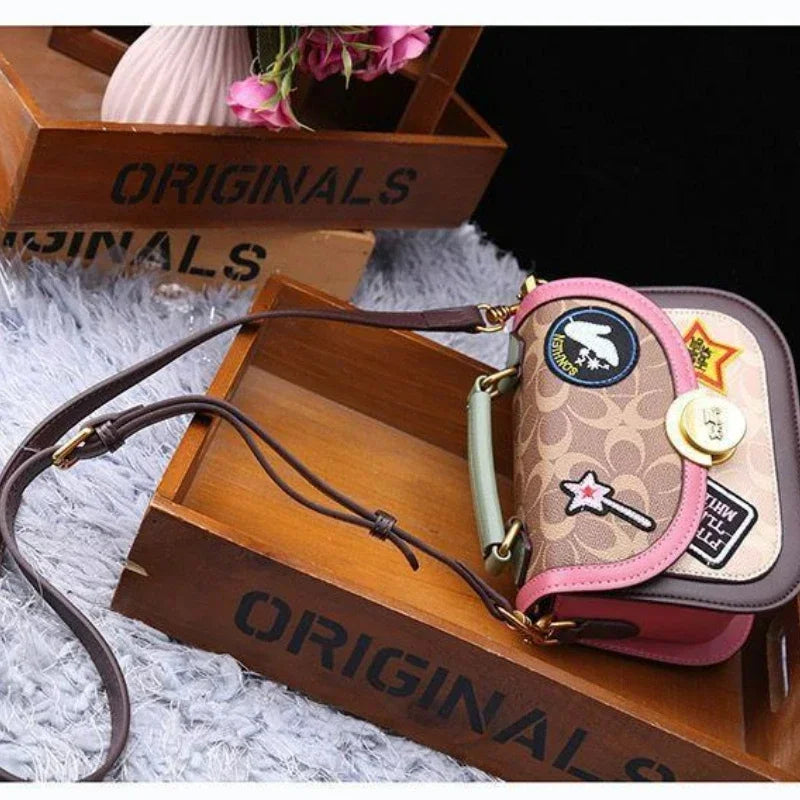 New European & American Fashion "Badge" Box Bag | Retro Printed Small Square Handbag | Trendy Single-Shoulder & Crossbody Tide Purse for Youth Luxegan