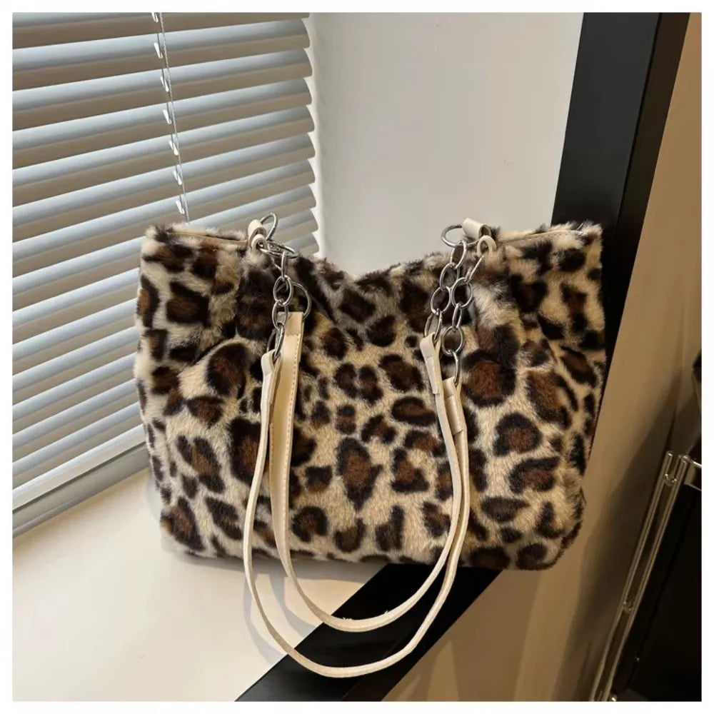Winter Fashion Leopard Print Plush Women's Bags | Versatile Casual Trendy Premium Texture Large Capacity Shoulder Handbag Luxegan