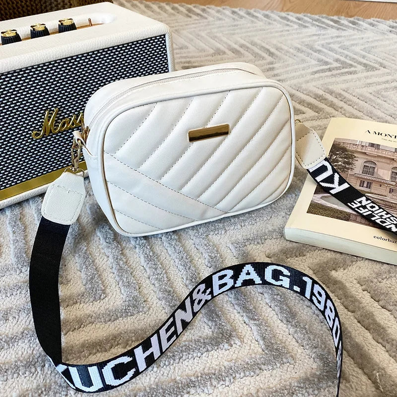 Soft TPU Diamond Lattice Crossbody | Small Designer Zipper Handbag Luxegan