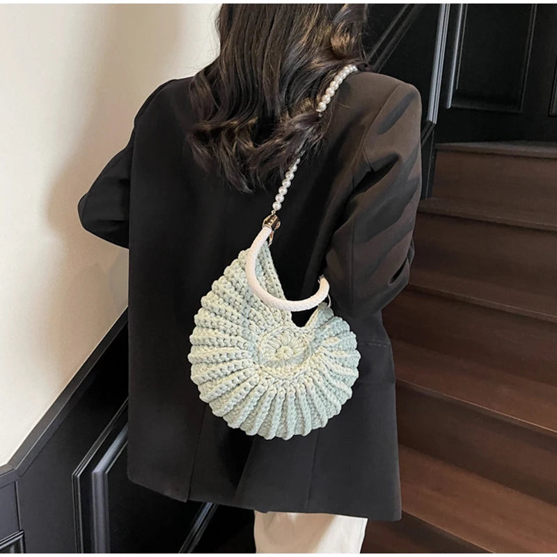 Crochet Conch Shell Bag | Elegant Pearl Chain Crossbody Purse Luxegan